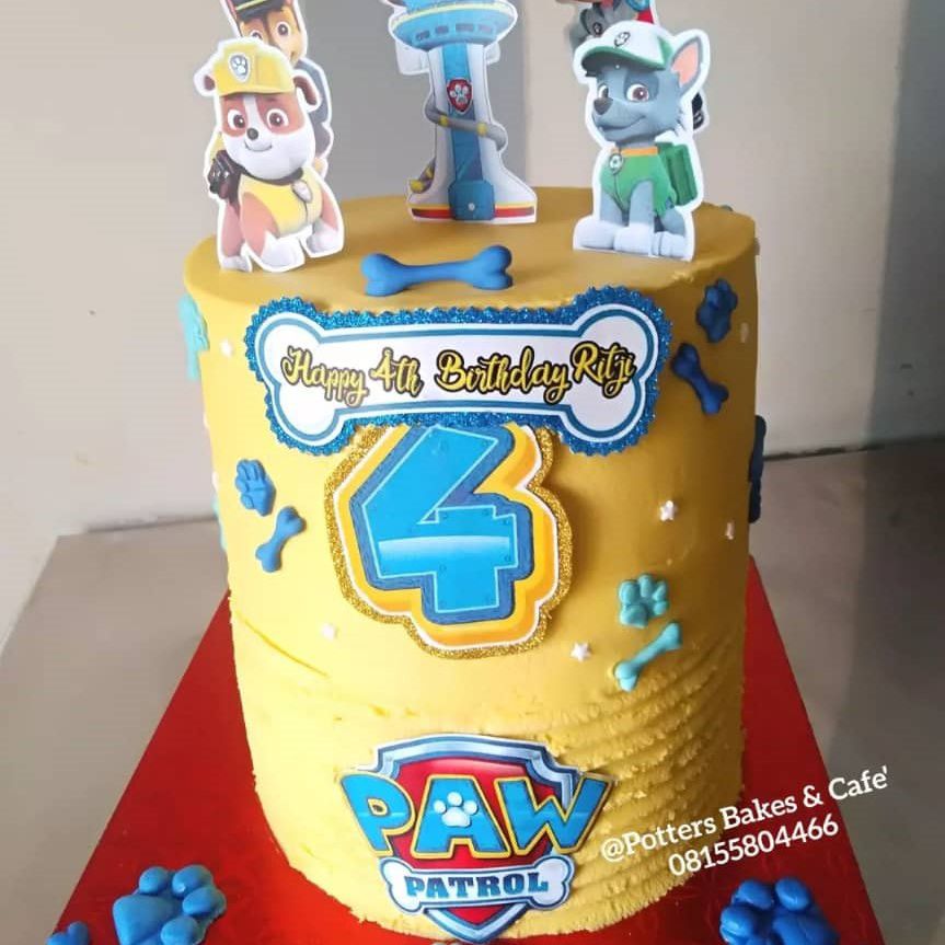 Buttercream Minnie Mouse